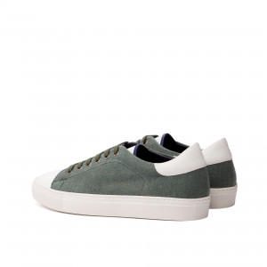 Green Trainer