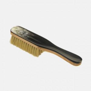 Oxhorn Clothes Brush with Handle (Light Horn)