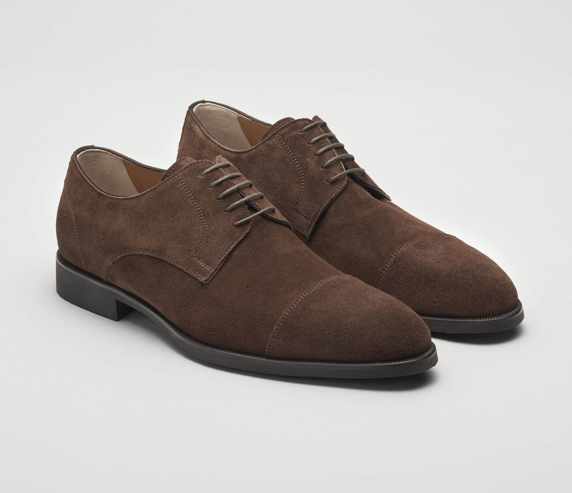 Milano Oxford in Mustang Brown
