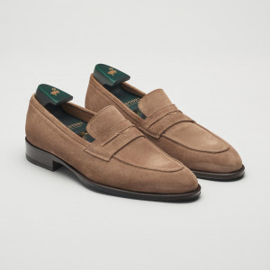 Titus Suede Loafer in Farro Brown