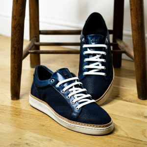 Binetto Sneakers in Navy Blue