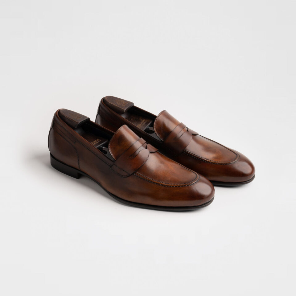 (product) Agata Terra  Italian Loafer, Angled pair view
