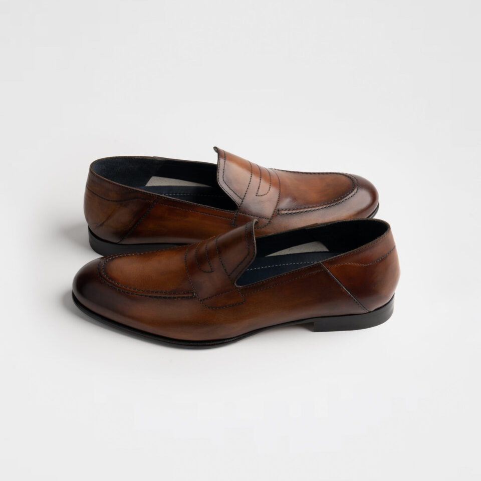 (product) Nerano Cacao Loafer, Side view