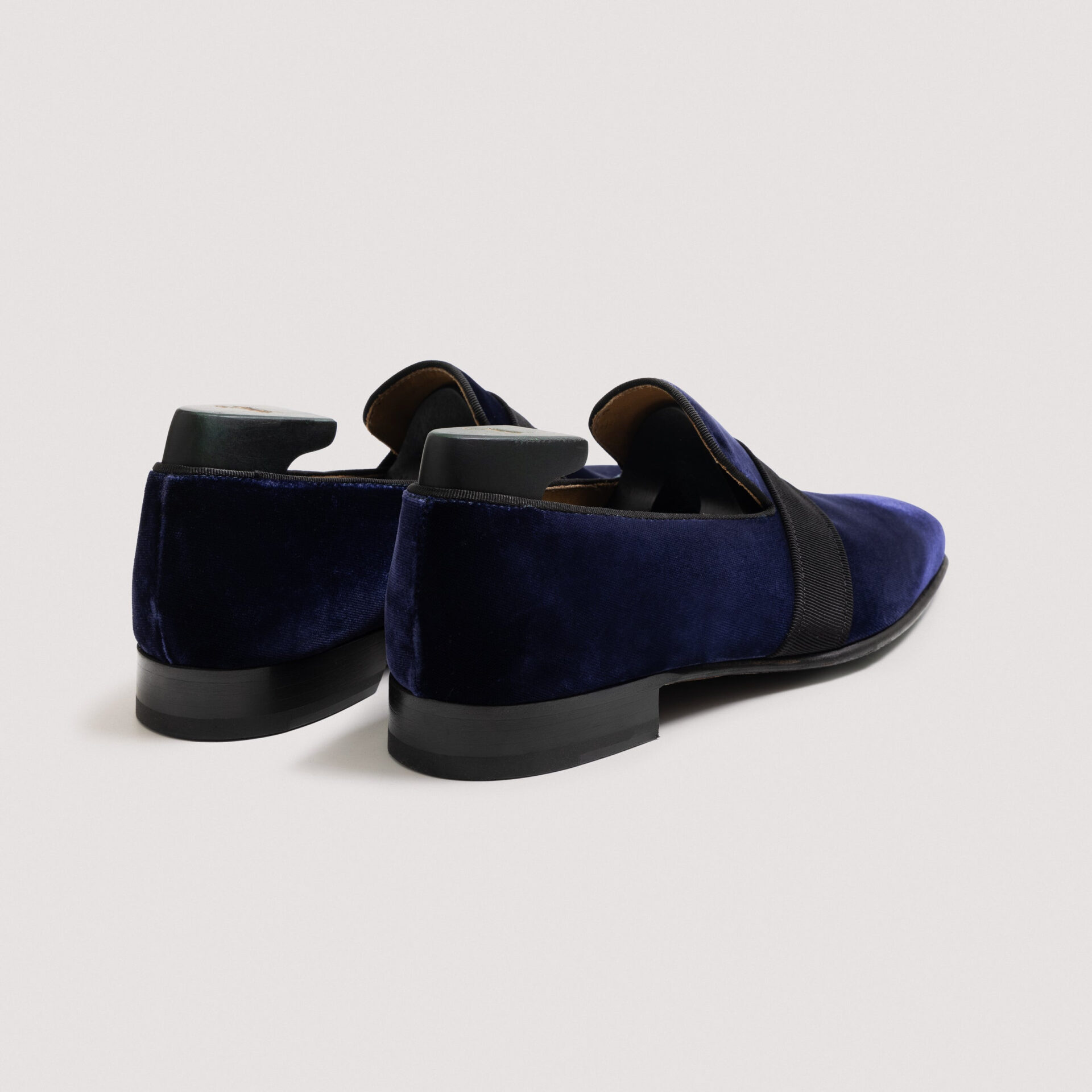 Mezlan Travolta Velvet Formal Loafer Black (21578)