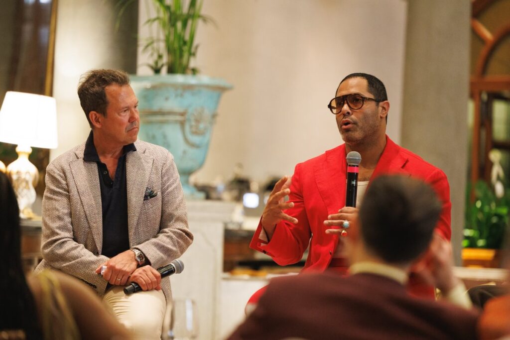 c25f562c-0b09-794d-b5c3-cd61a9f3aa71 Angel Ramos speaking with Matt Hranek at Pitti Uomo 108